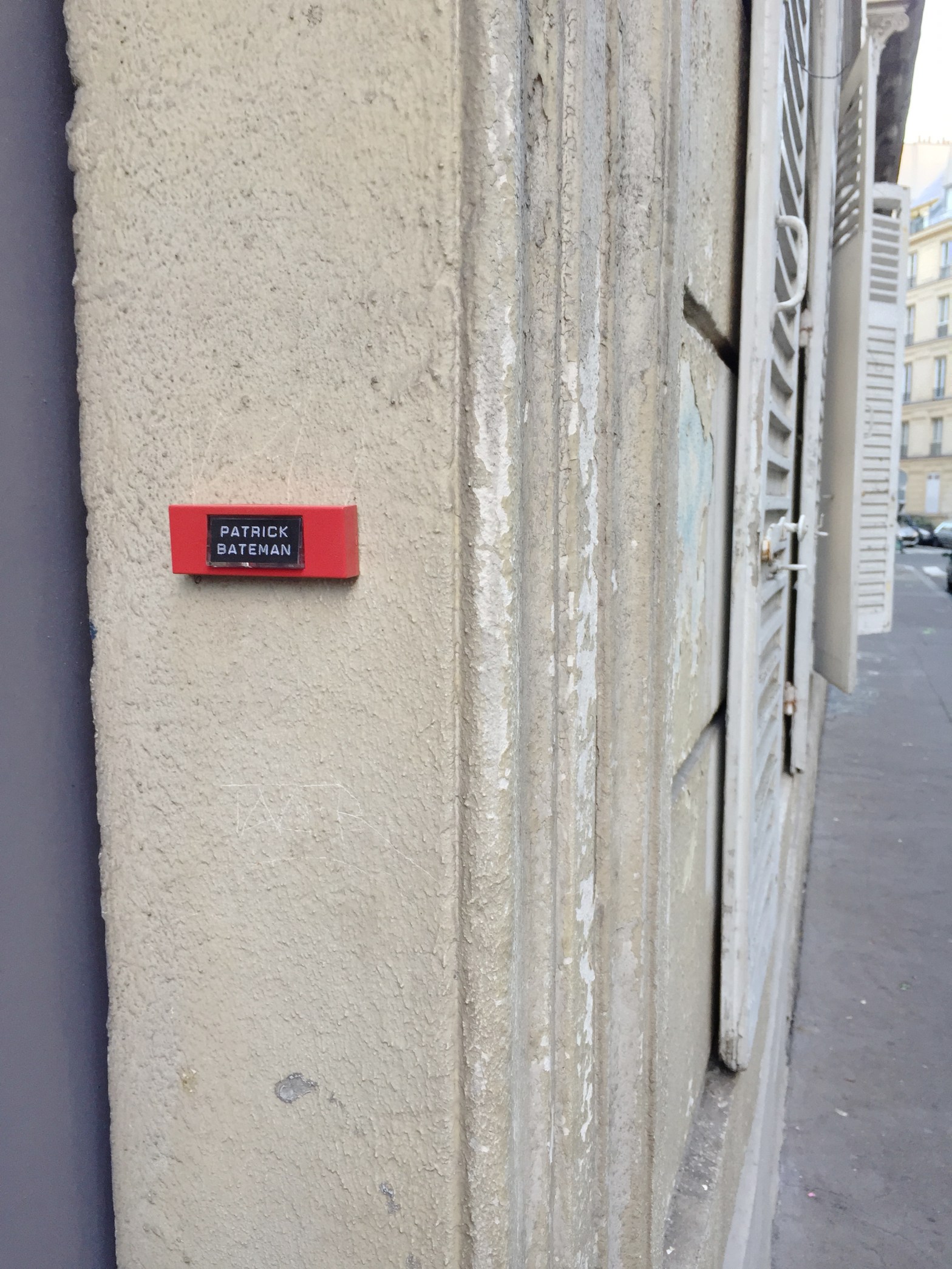 American Psycho "Patrick Bateman" – Paris 9ème arrondissement – 2014 – Le Sonneur