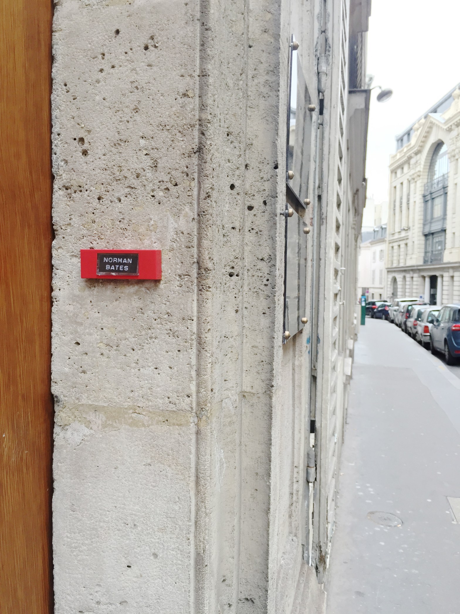 Psycho "Norman Bates" – Paris 9ème arrondissement – 2014 – Le Sonneur