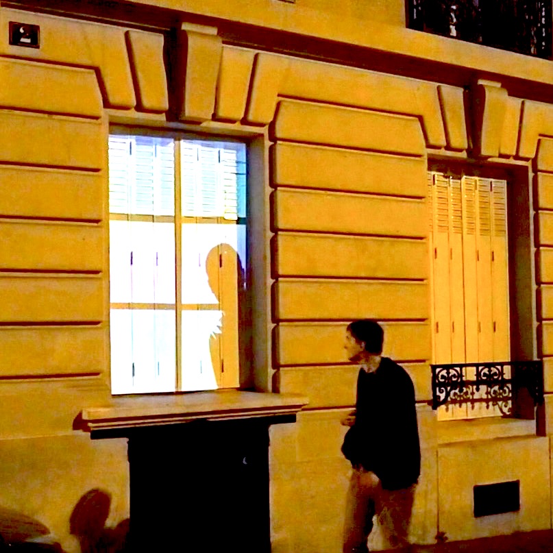 Street video mapping FLEETING DOOR (30) - Paris - LE SONNEUR 🔑🔔🚪