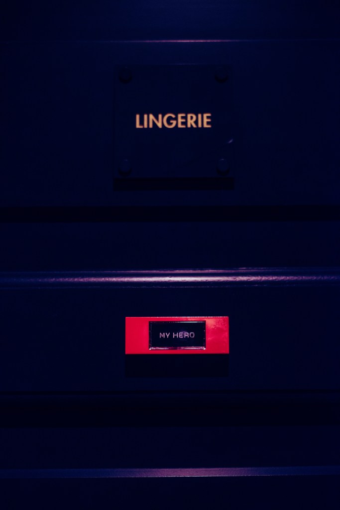 « Rear Windows » Solo Show - 15.11.18 - 15.05.19 - Le Tsuba Hôtel 45 Rue des Acacias - Paris - 2018 - Le Sonneur