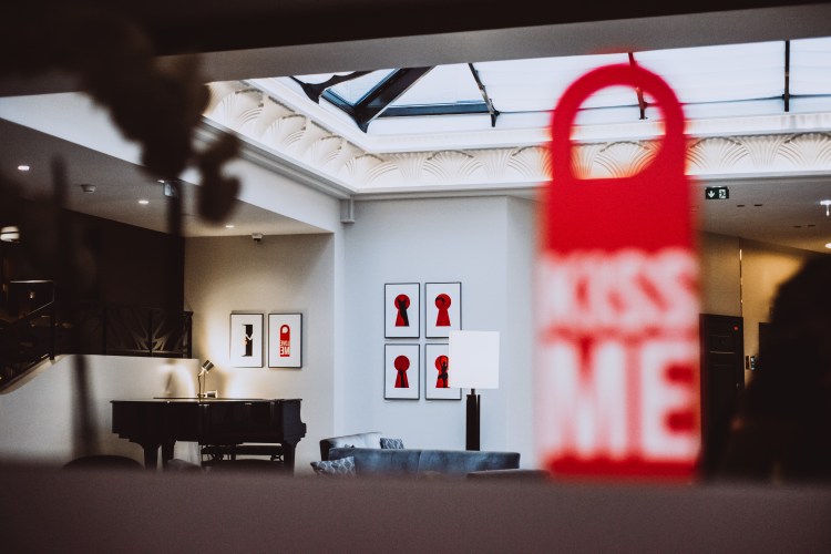 « Rear Windows » Solo Show - 15.11.18 - 15.05.19 - Le Tsuba Hôtel 45 Rue des Acacias - Paris - 2018 - Le Sonneur