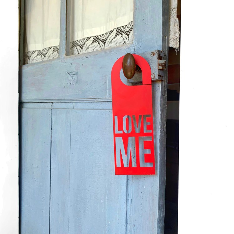 Door Hanger Love Me - Steel – Le Sonneur – Somewhere – 2020